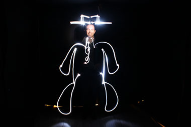 Animation light-painting à Perpignan - Agence Tag . Animation light-painting à Perpignan - Agence Tag .